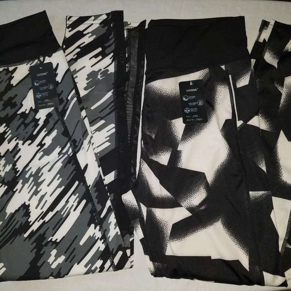 Plus Size Leggings - Picture 3 of 3